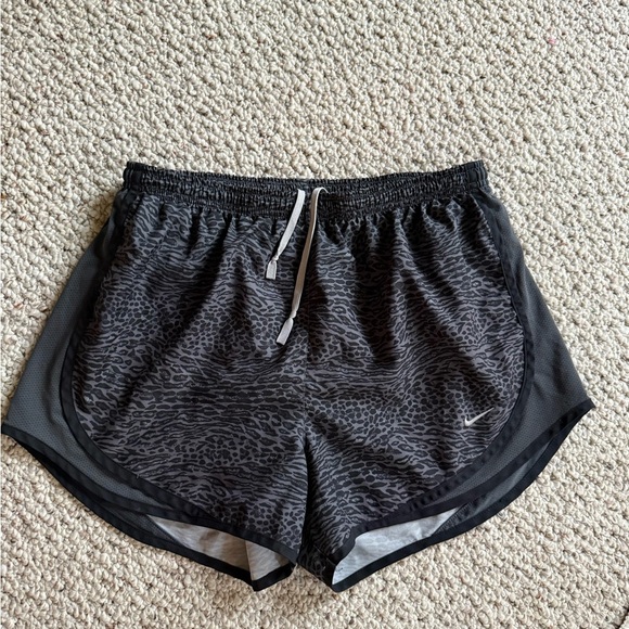 Nike Pants - Nike Dri Fit Black Grey Animal Print  Athletic Drawstring Shorts Size Medium